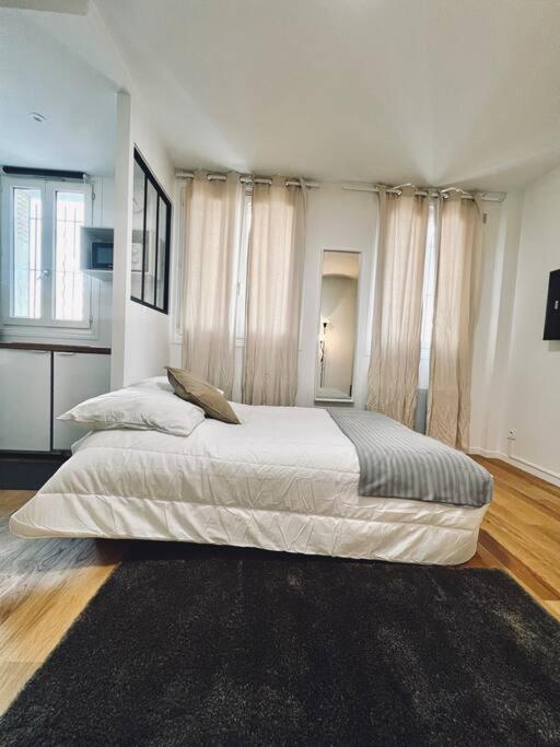 Apartmán Tres Beau Studio Refait A Neuf 2 Saint-Ouen  Exteriér fotografie