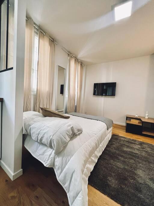 Apartmán Tres Beau Studio Refait A Neuf 2 Saint-Ouen  Exteriér fotografie